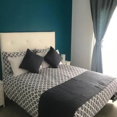 Vip Holidays & Center 2 *