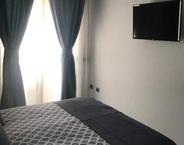 Vip Holidays & Center 2 *