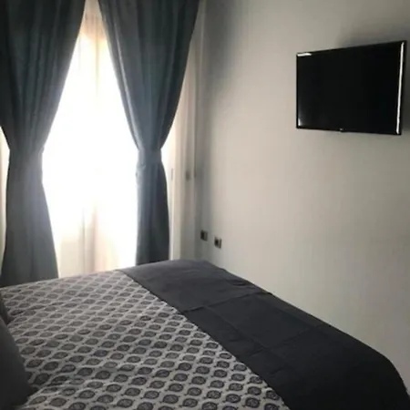 Vip Holidays & Center 2 *