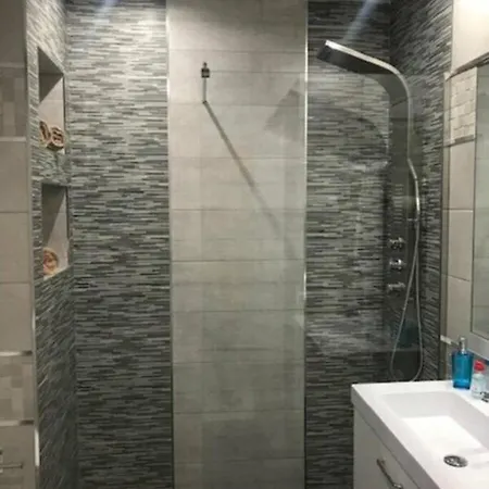 Vip Holidays & Center 2