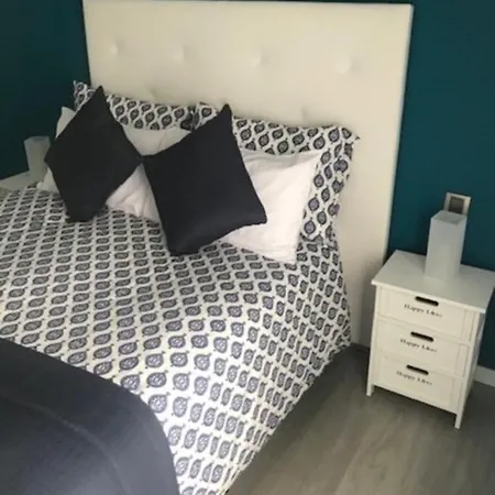 Vip Holidays & Center 2 Апартаменты *